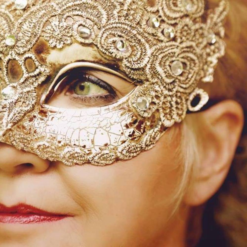 Meet your Posher, Sandi